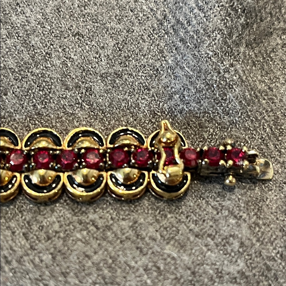 Joan Rivers Vintage 2 in 1 Ruby Red Crystal Tennis Bracelet-7”-7.25” - Picture 4 of 10